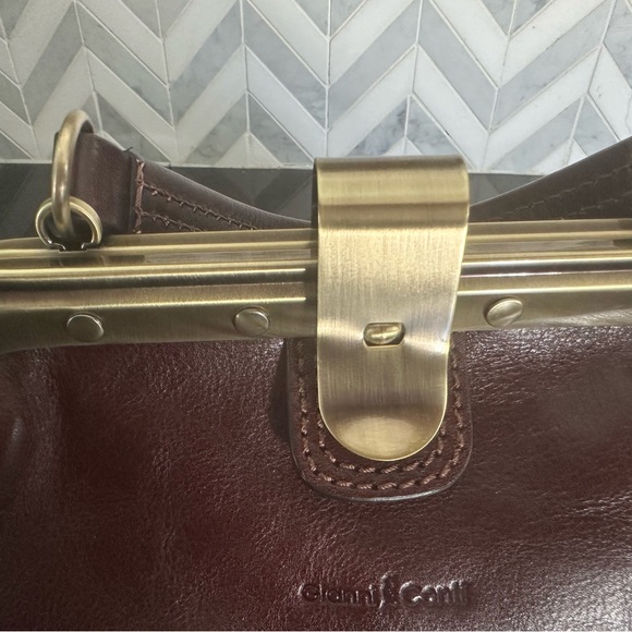 Gorgeous Gianni Conti Doctor’s Bag/crossbody. Used once. - Picture 4 of 5